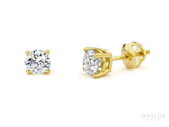 Diamond Earring Studs in Yellow Gold Setting